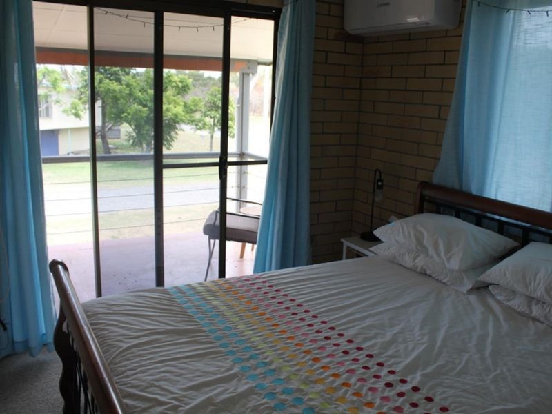 111 Zelma Street, Grasstree Beach QLD 4740