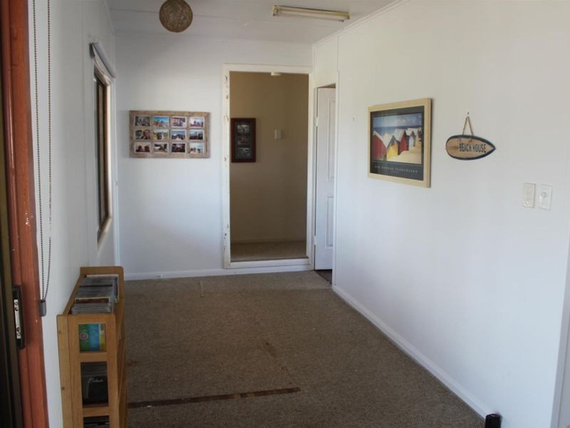 111 Zelma Street, Grasstree Beach QLD 4740