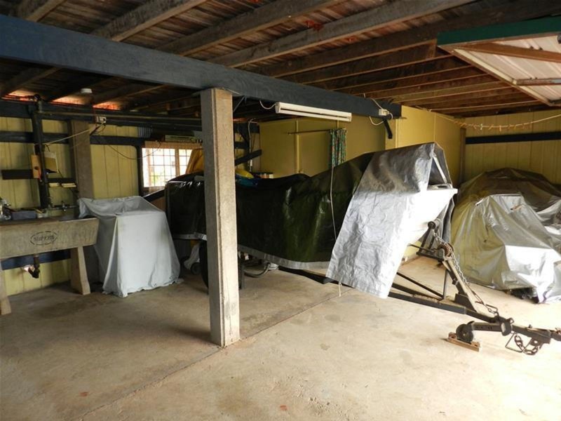 111 Zelma Street, Grasstree Beach QLD 4740