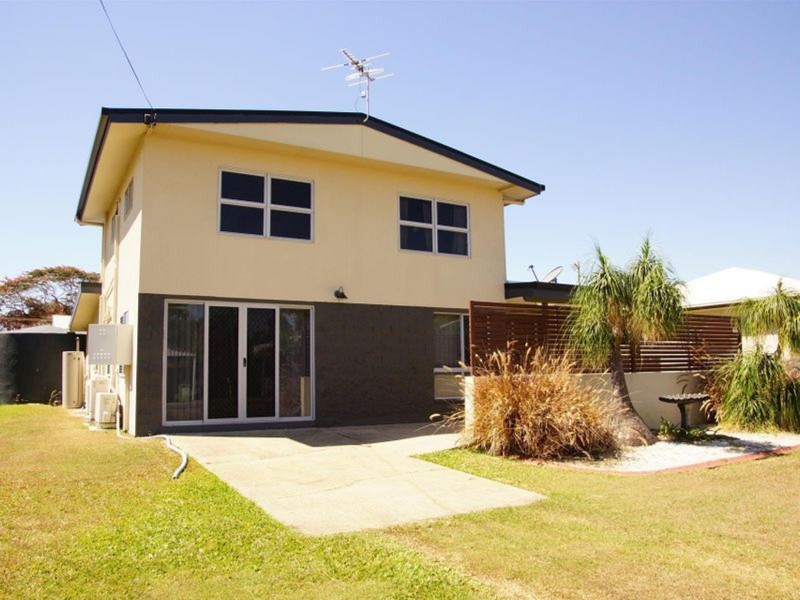 65 Cooper Avenue, Campwin Beach QLD 4737