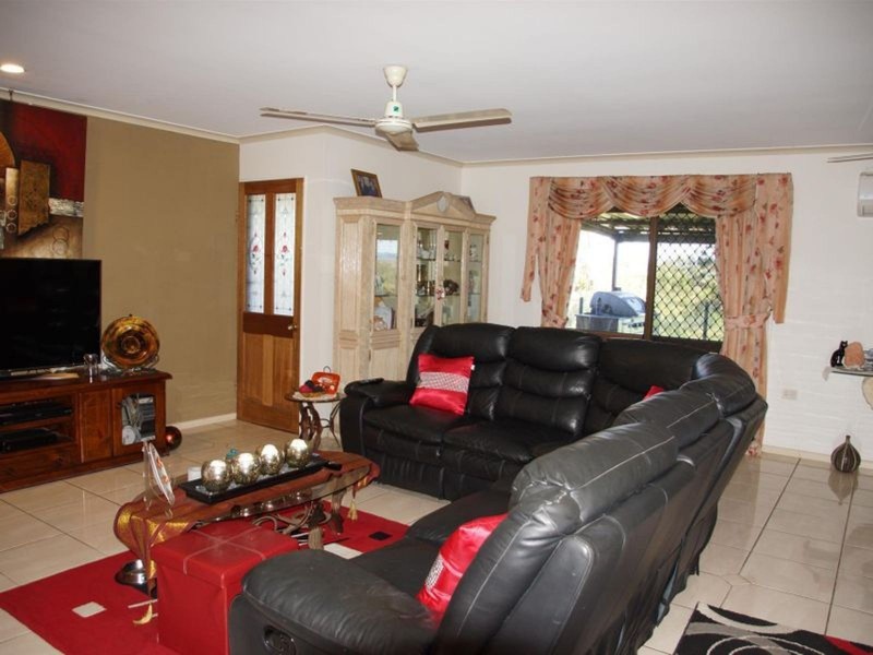 14 Cilla Hill Court, Sarina Beach QLD 4737