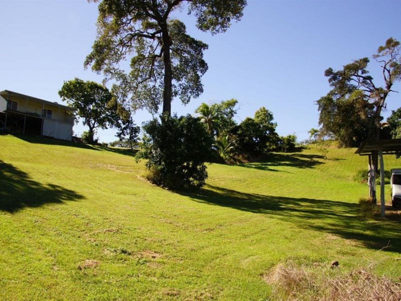 14 Cilla Hill Court, Sarina Beach QLD 4737