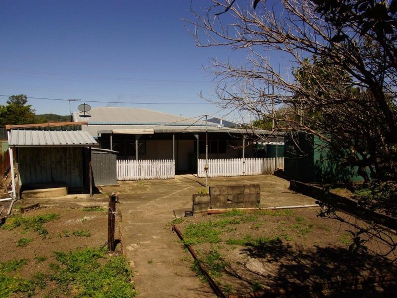 3 Brooks Road, Sarina QLD 4737