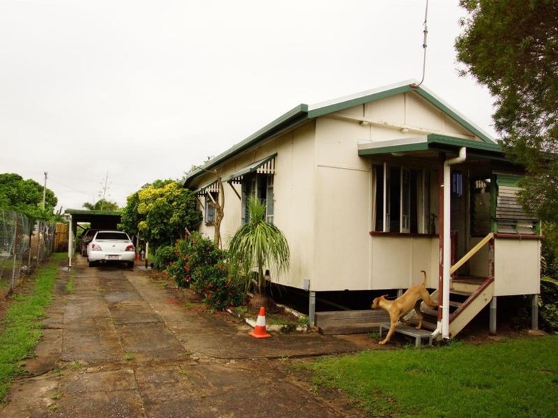 4 Phillips Street, Sarina QLD 4737