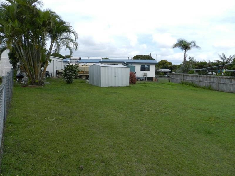 9 Petersen Street, Sarina QLD 4737