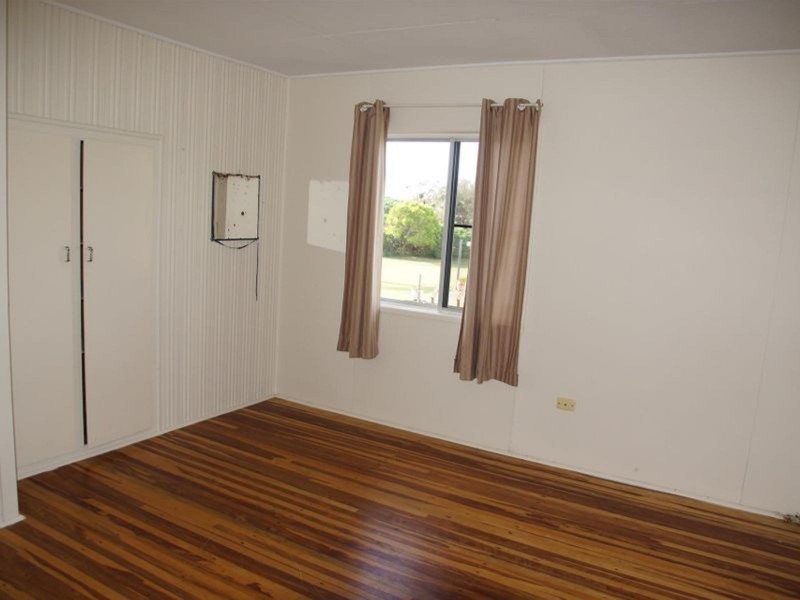 14-16 Owen Jenkins Drive, Sarina Beach QLD 4737