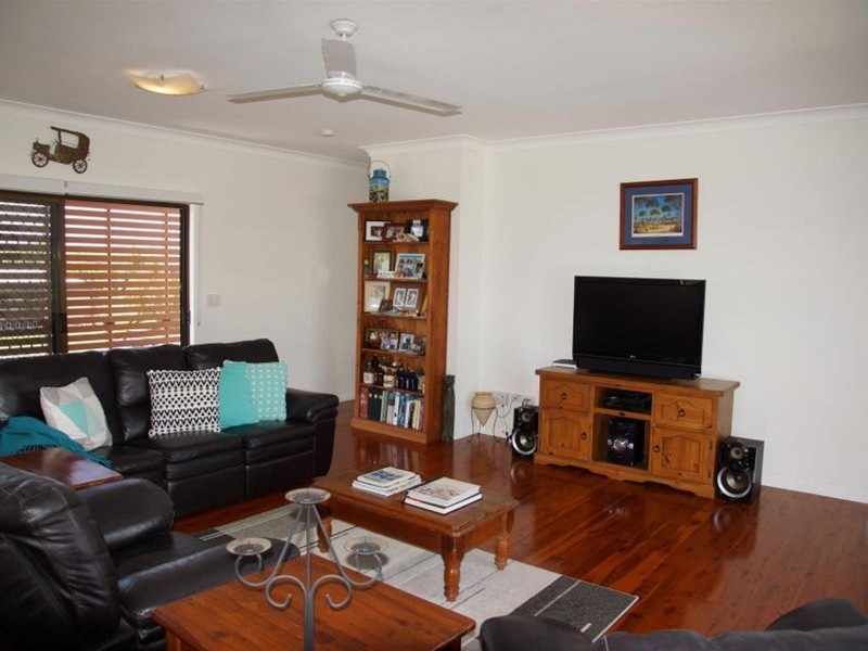 4 Campbell Street, Campwin Beach QLD 4737