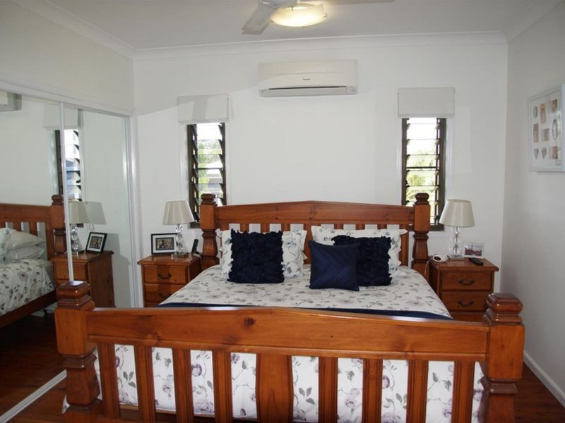 4 Campbell Street, Campwin Beach QLD 4737