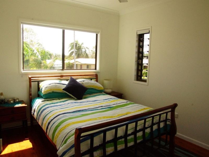 4 Campbell Street, Campwin Beach QLD 4737