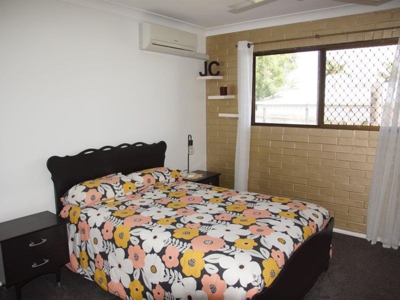 4 Campbell Street, Campwin Beach QLD 4737