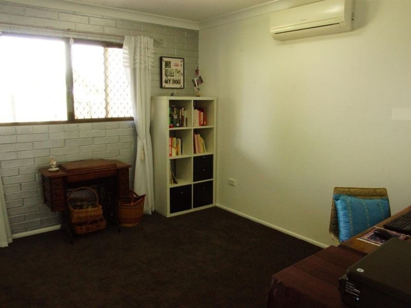 4 Campbell Street, Campwin Beach QLD 4737