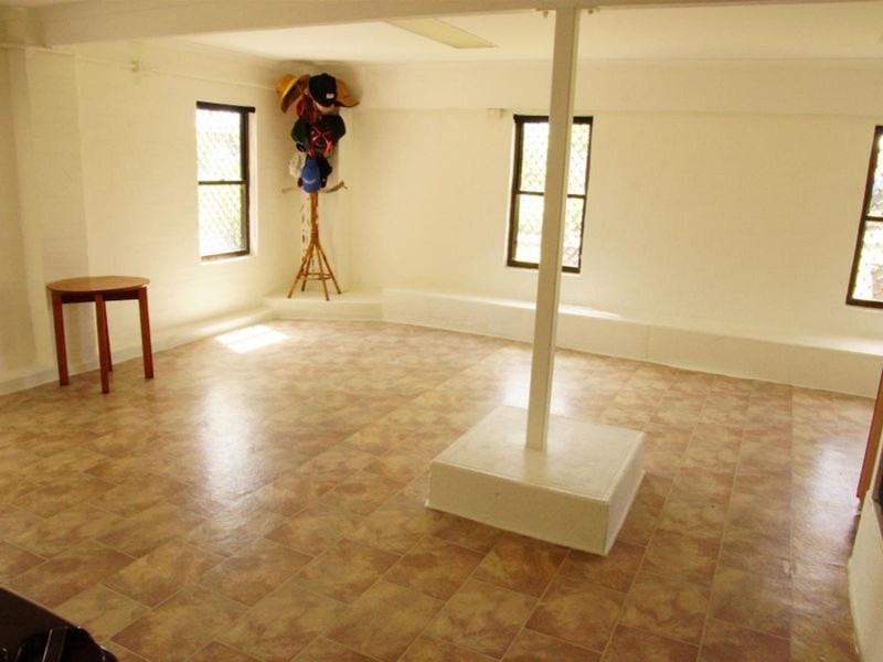 4 Campbell Street, Campwin Beach QLD 4737