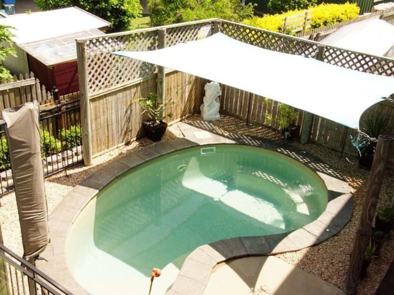 4 Campbell Street, Campwin Beach QLD 4737