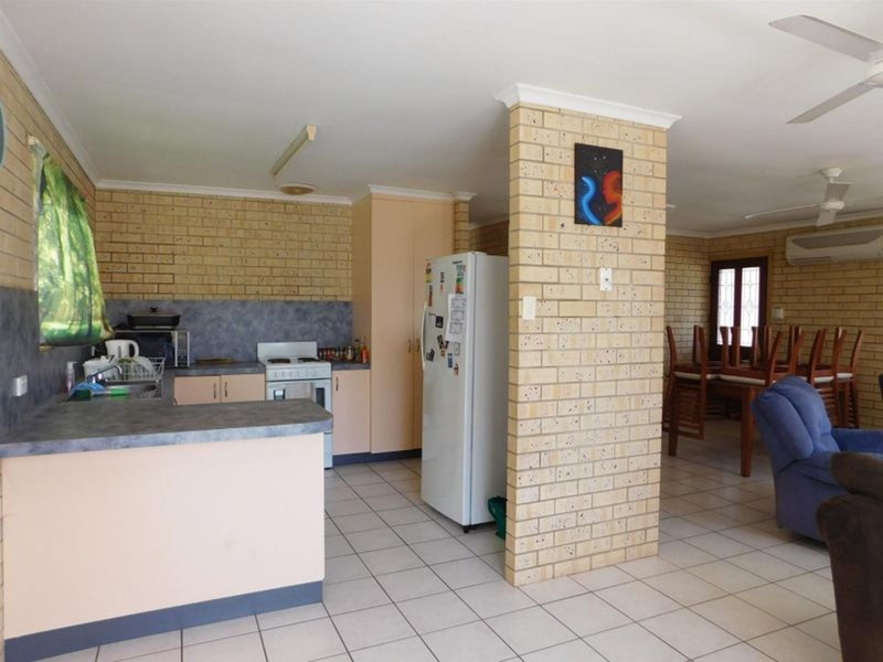 14 Deguara Avenue, Armstrong Beach QLD 4737