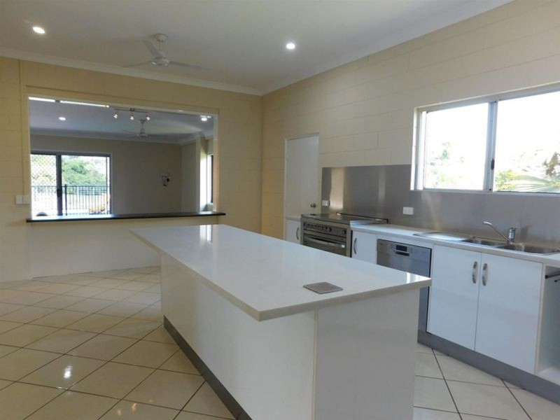 8 Mifsud Drive, Sarina Beach QLD 4737