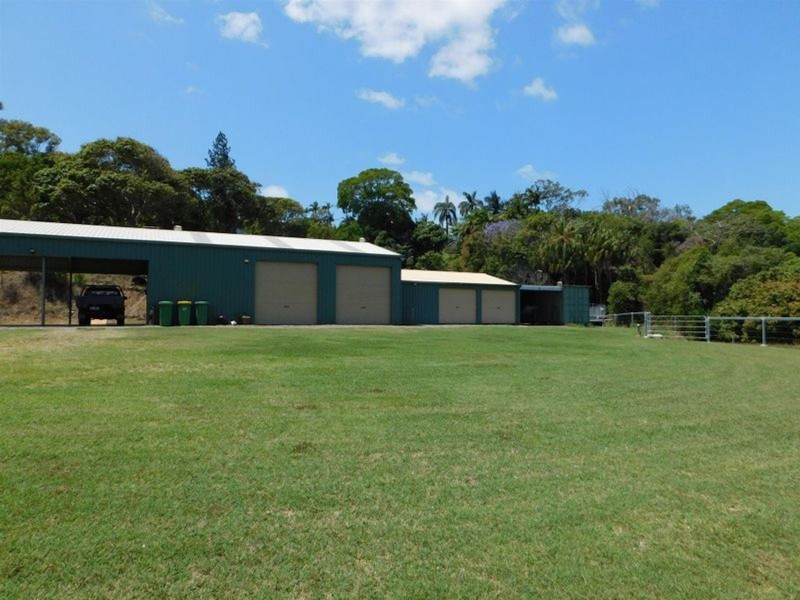 8 Mifsud Drive, Sarina Beach QLD 4737