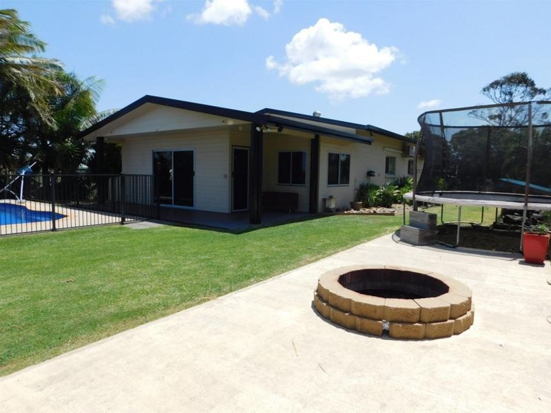 8 Mifsud Drive, Sarina Beach QLD 4737