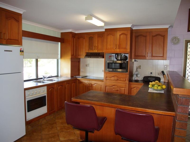 2 Hillside Drive, Grasstree Beach QLD 4740