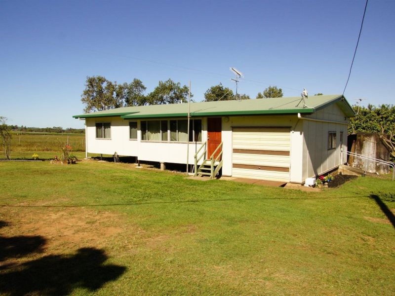 694 Sarina Beach Road, Sarina QLD 4737