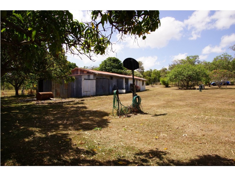 694 Sarina Beach Road, Sarina QLD 4737