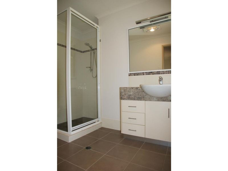 6 Mapley Court, Sarina QLD 4737