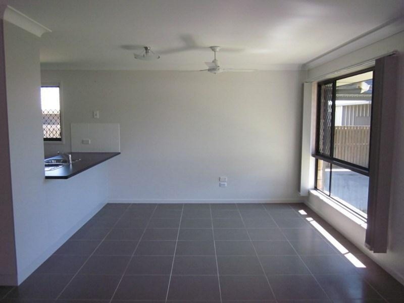 8 Pacific Avenue, Sarina QLD 4737