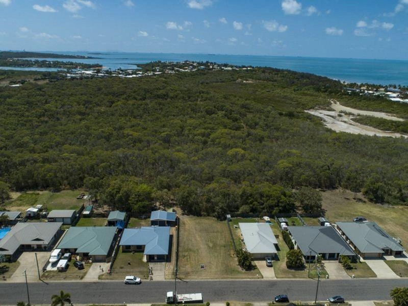 32 Brooksfield Drive, Sarina Beach QLD 4737