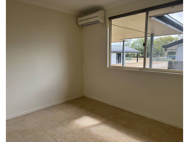 28D Reynolds Street, Nebo QLD 4742