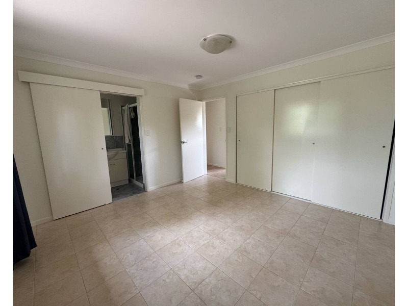 28D Reynolds Street, Nebo QLD 4742