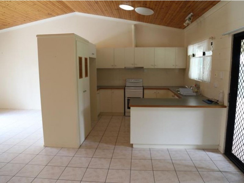 41 Reynolds Street, Nebo QLD 4742