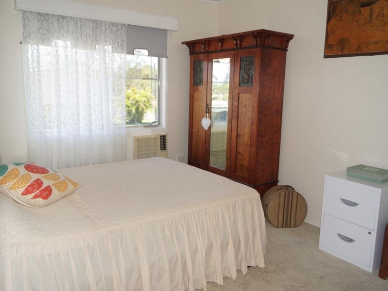 35 Brooks Road, Sarina QLD 4737