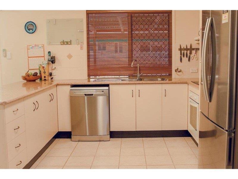 51 Marine Parade, Bucasia QLD 4750