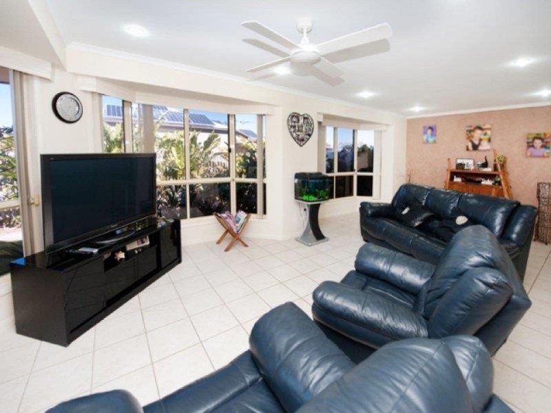 51 Marine Parade, Bucasia QLD 4750