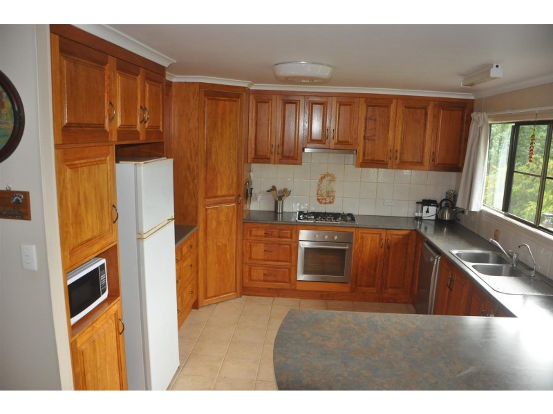575 Schumanns Road, Eungella QLD 4757