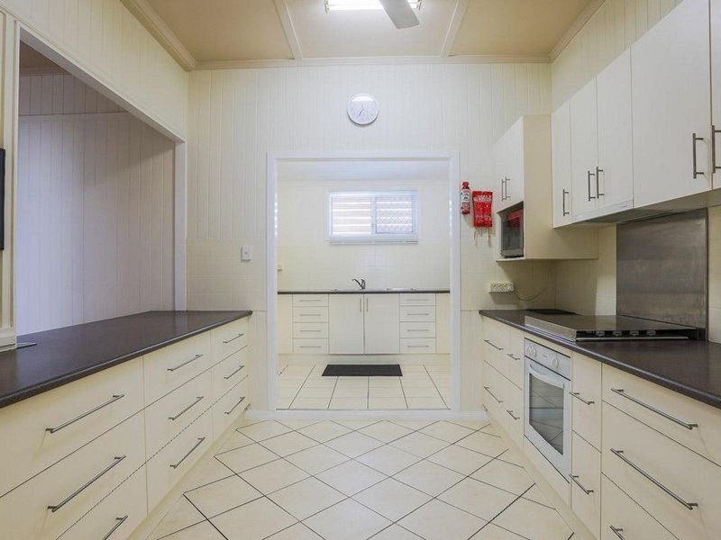 54 Wellington Street, Mackay QLD 4740