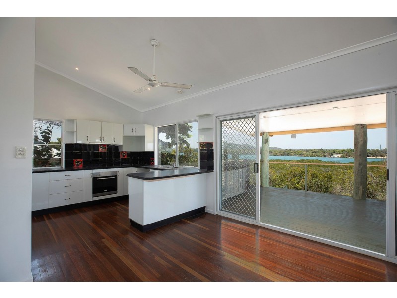 22 Morris Street, Campwin Beach QLD 4737