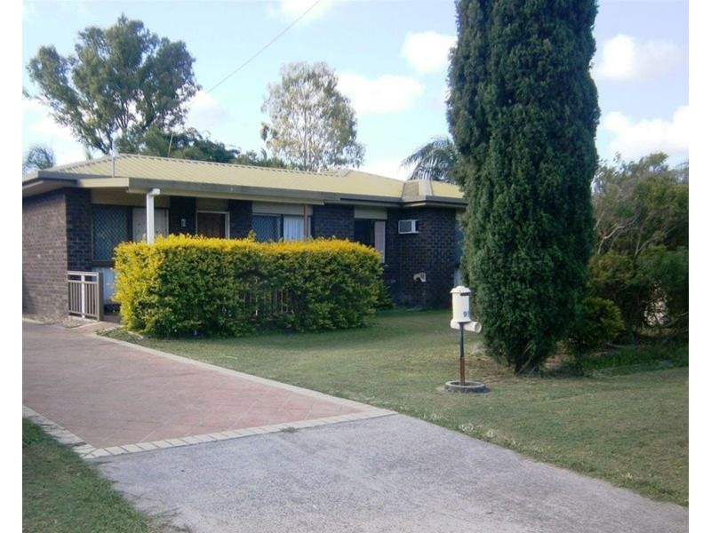 91 Beach Road, Sarina QLD 4737