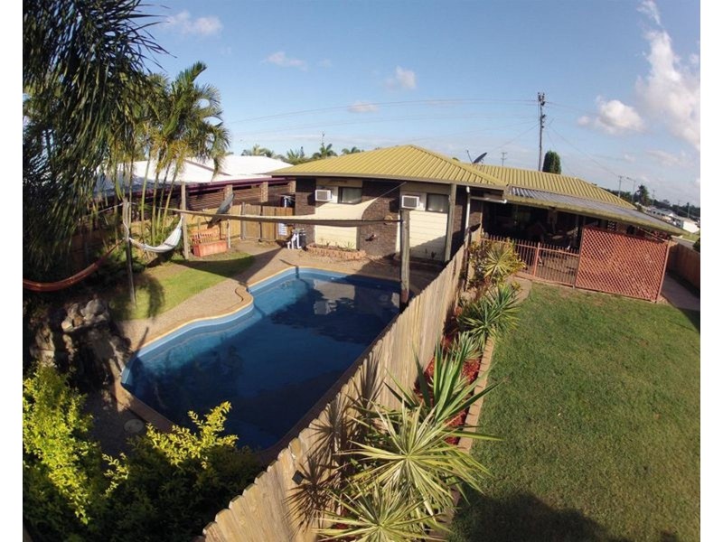 91 Beach Road, Sarina QLD 4737