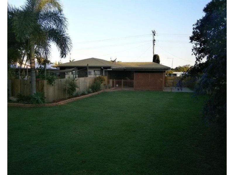 91 Beach Road, Sarina QLD 4737