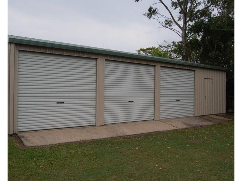 91 Beach Road, Sarina QLD 4737