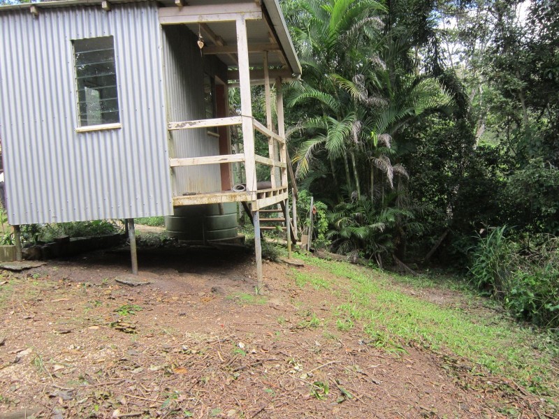 176 Middle Creek Road, Sarina QLD 4737