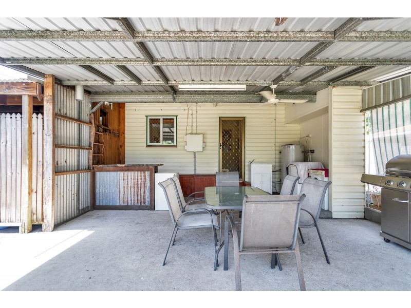 25912 Peak Downs Highway, Alexandra QLD 4740