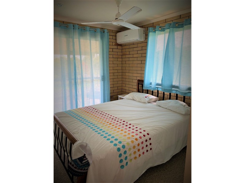 111 Zelma Street, Grasstree Beach QLD 4740