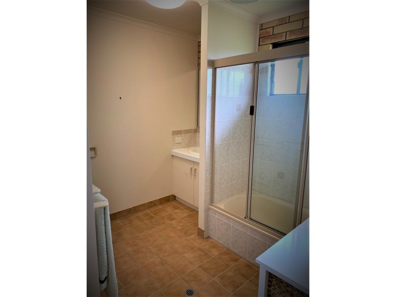 111 Zelma Street, Grasstree Beach QLD 4740