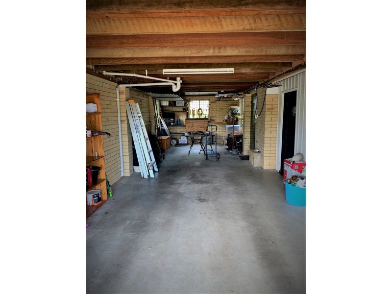 111 Zelma Street, Grasstree Beach QLD 4740