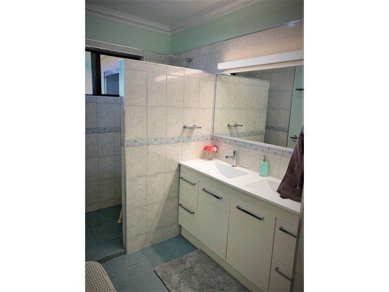 202 Bally Keel Road, Alligator Creek QLD 4740