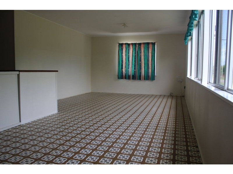 74 The Esplanade, Grasstree Beach QLD 4740