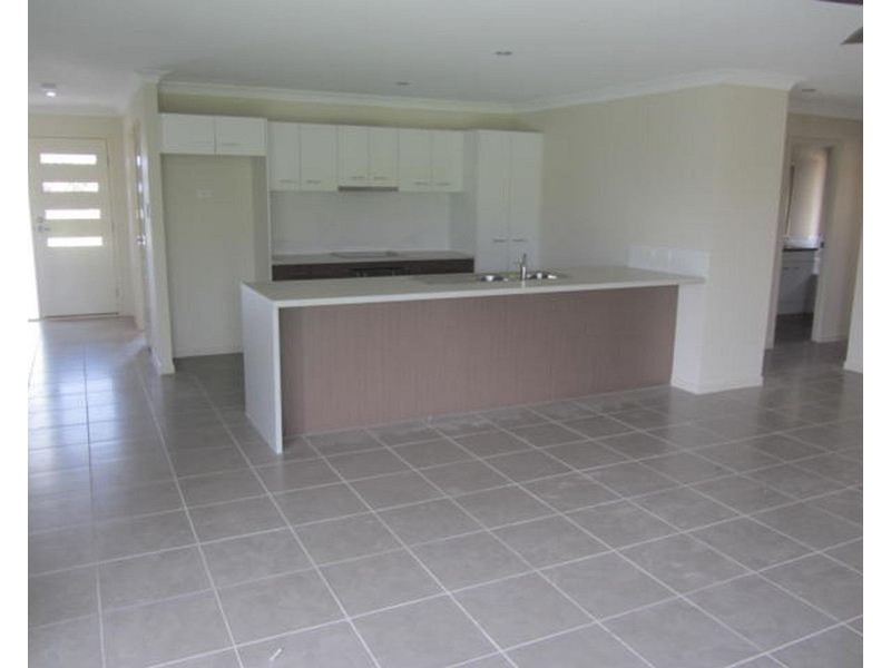 33 Morris Street, Campwin Beach QLD 4737