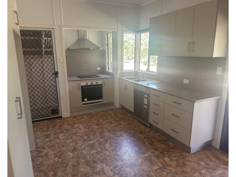 22 Suttor Street, Nebo QLD 4742
