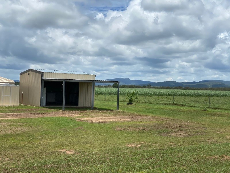 87133 Bruce Highway, Ilbilbie QLD 4738